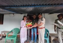Gangalur ti girish tiwari honour to kushi jhadi